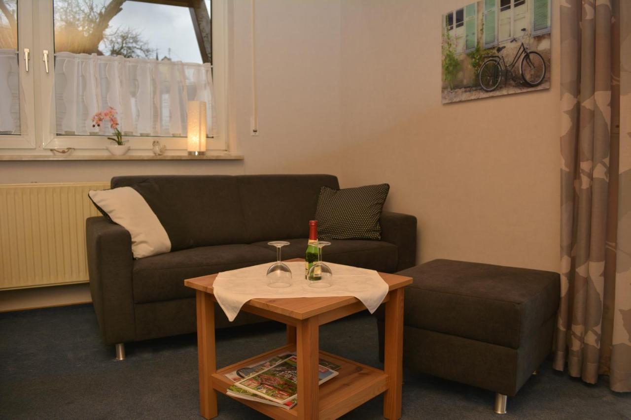 Ferienwohnung Elisabeth Egloffstein ภายนอก รูปภาพ